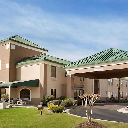 Spark By Hilton Spring Lake Fayetteville Екстериор снимка